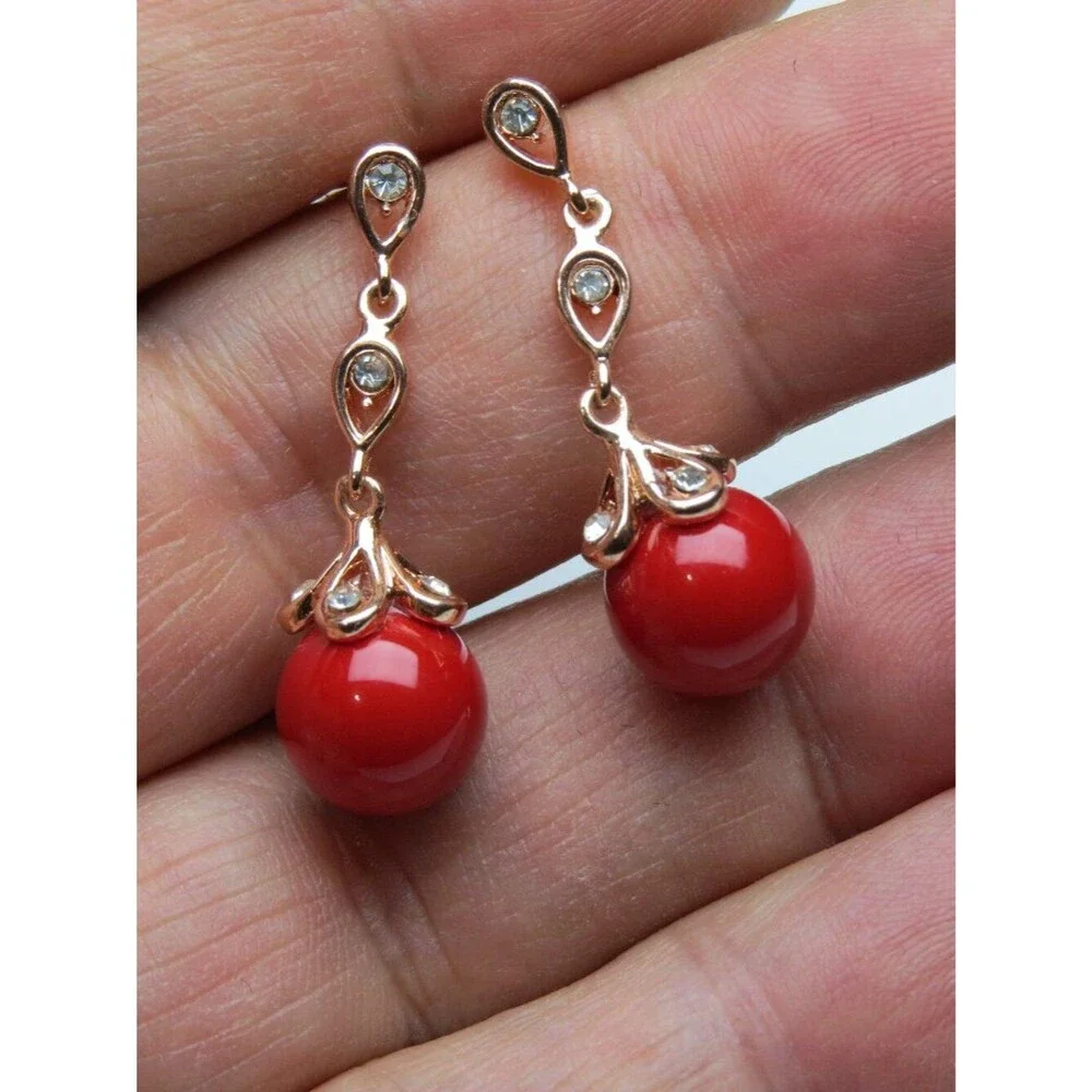 14k Diamond-Coral Earring